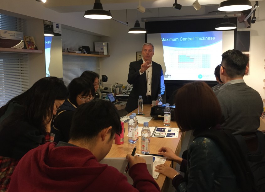 Workshop for Onefit scleral lenses Asian Design by Mr Blanchard, the president of Blanchard Contact Lenses 